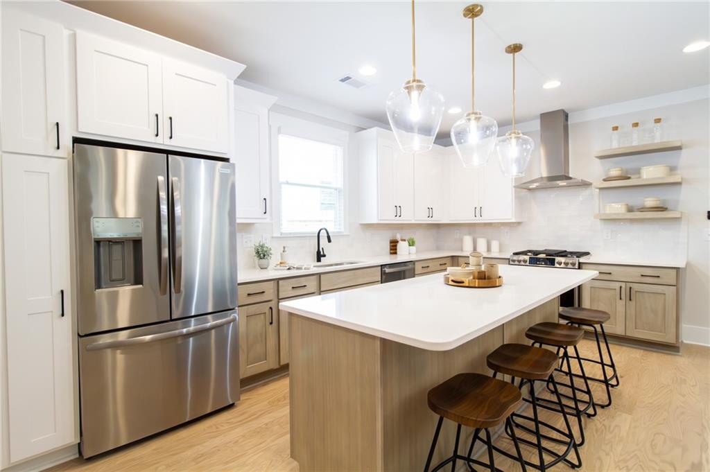 507 Casanova Street SE