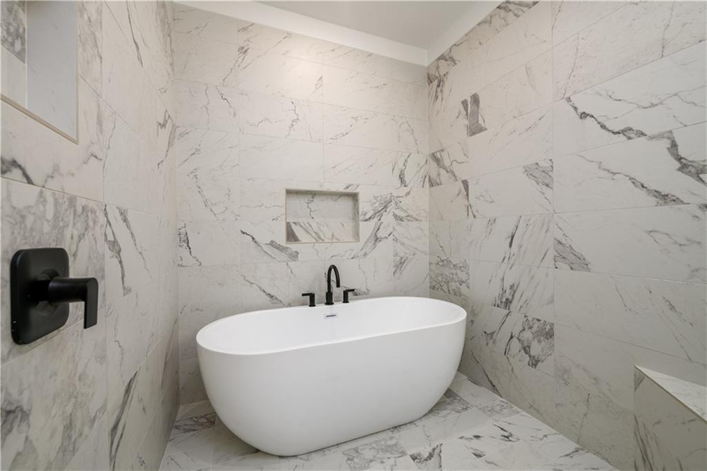 507 Casanova Street SE