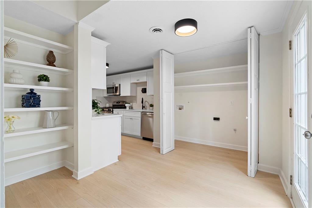 10630 Worthington Hills Manor