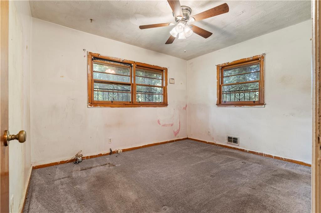 2849 Belleau Lane SE