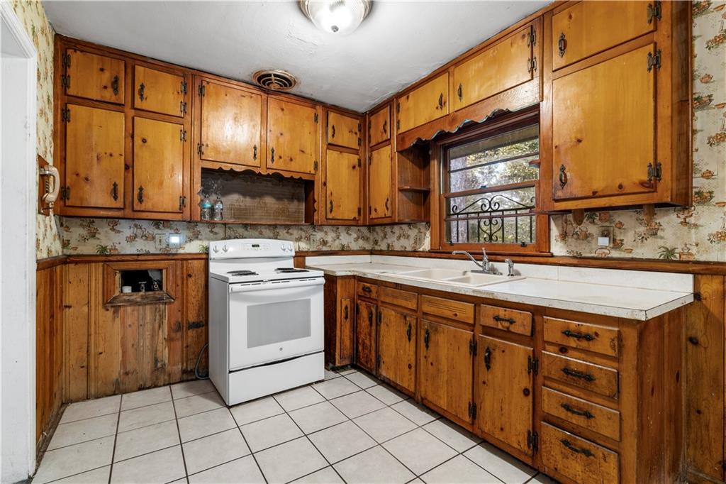 2849 Belleau Lane SE