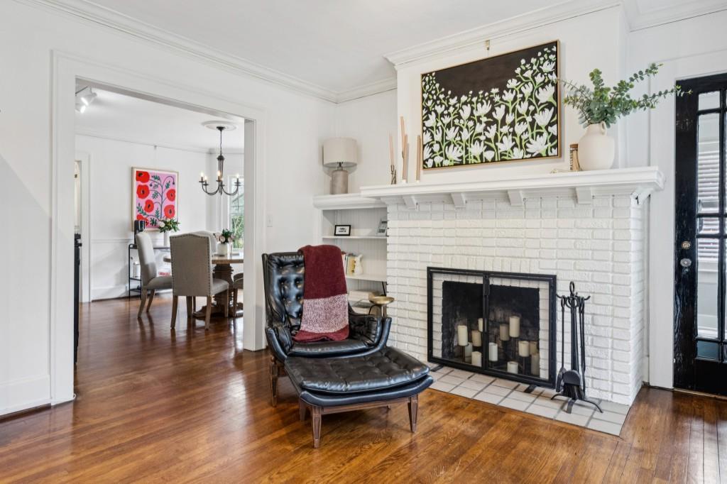 1229 Cameron Court NE