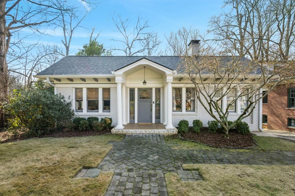 1229 Cameron Court NE