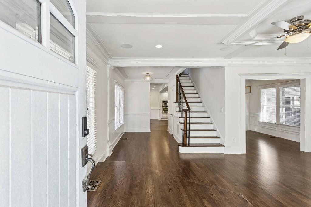 546 Highland Avenue NE