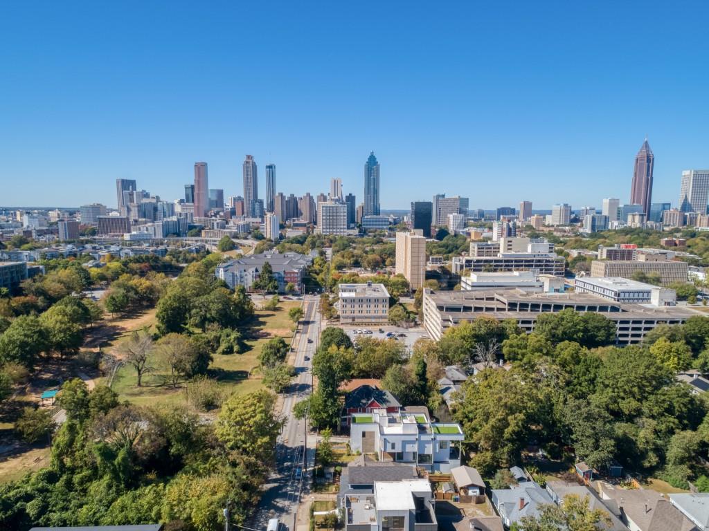 546 Highland Avenue NE