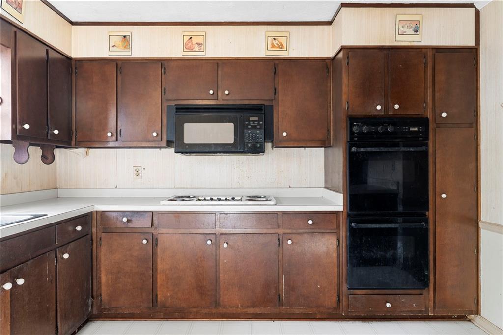 1548 Sprayberry Drive