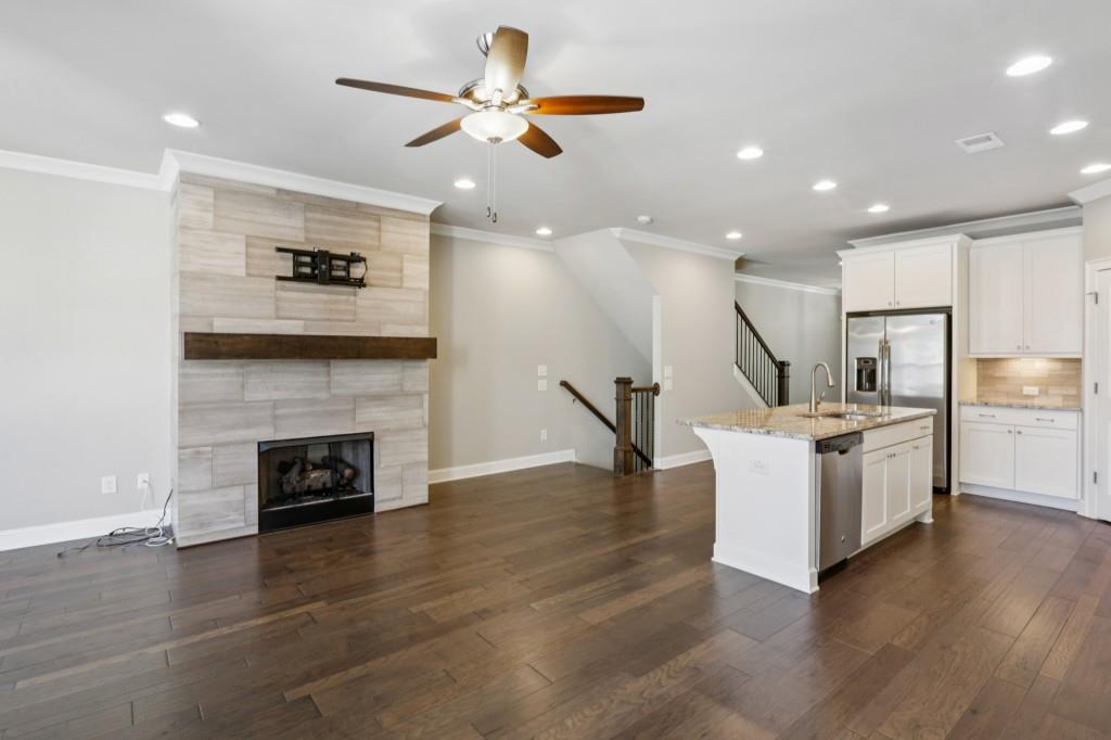 3899 Glenview Club Lane