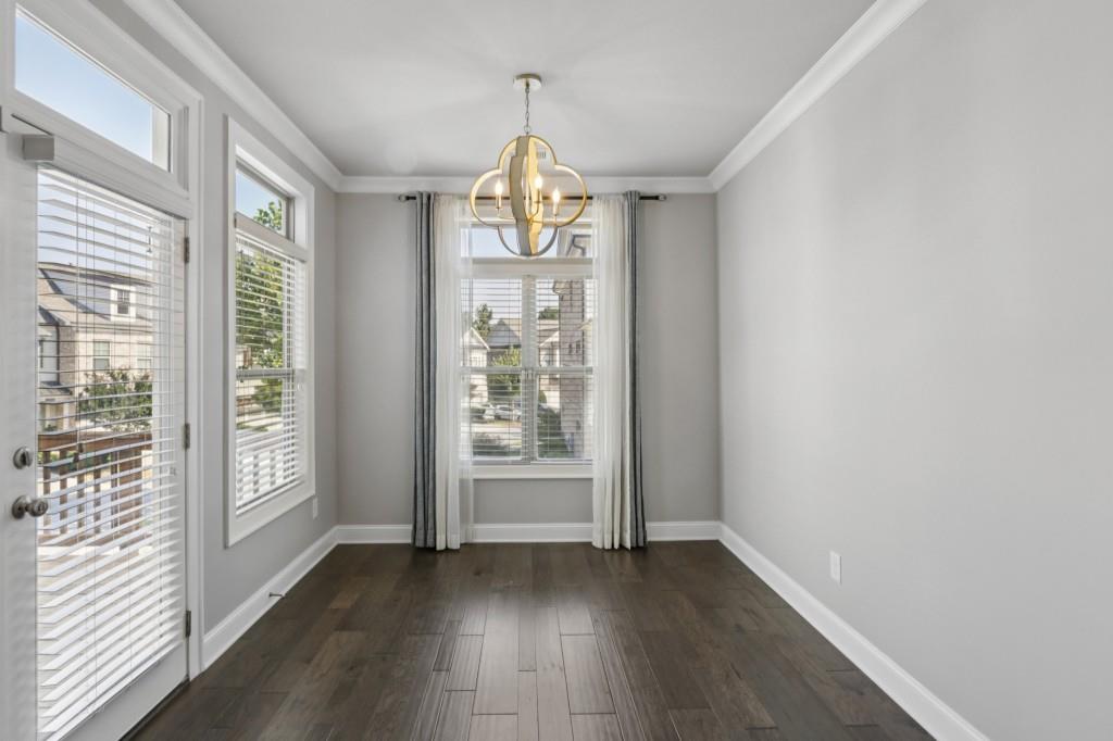 3899 Glenview Club Lane