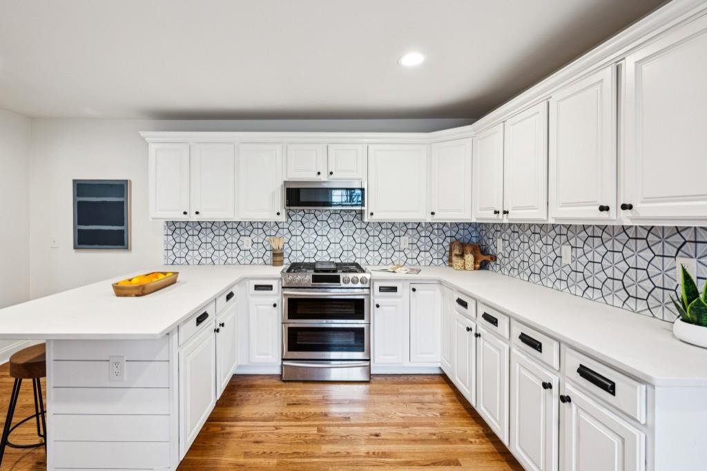 734 Woodson Street SE