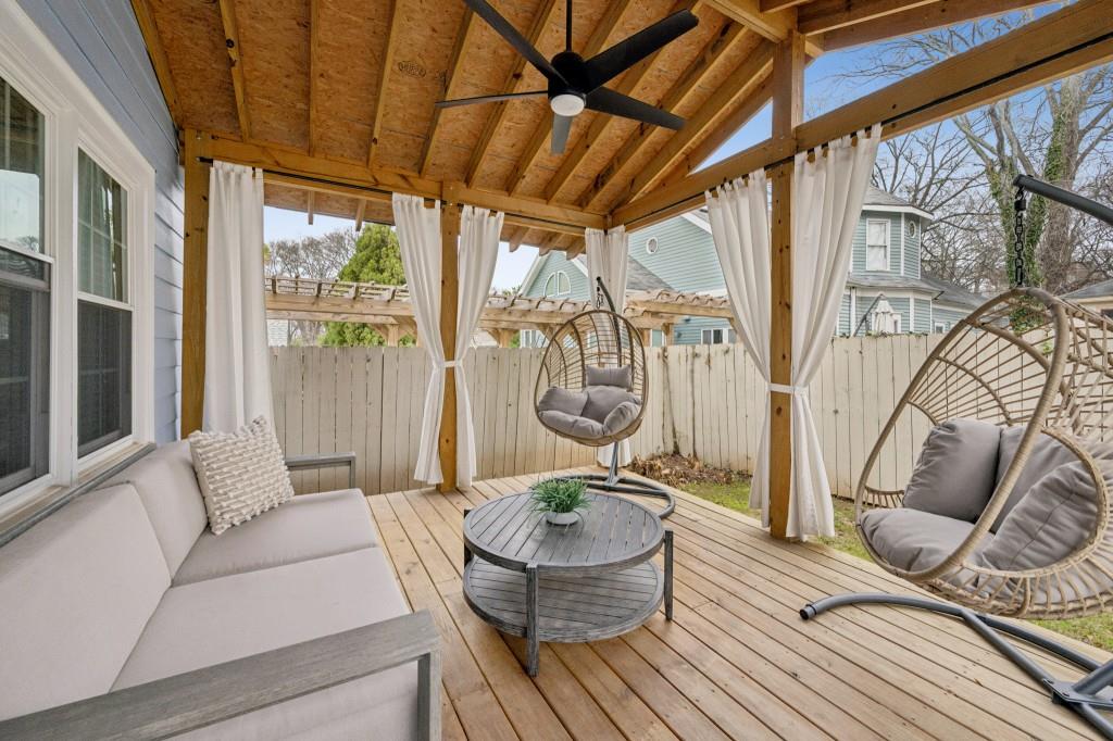 734 Woodson Street SE