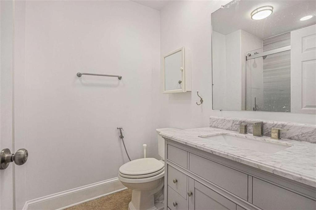 6173 Bellewood Ash Lane