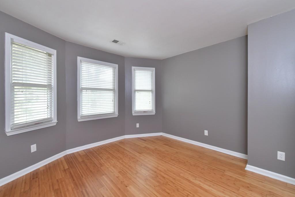 371 Woodward Avenue SE