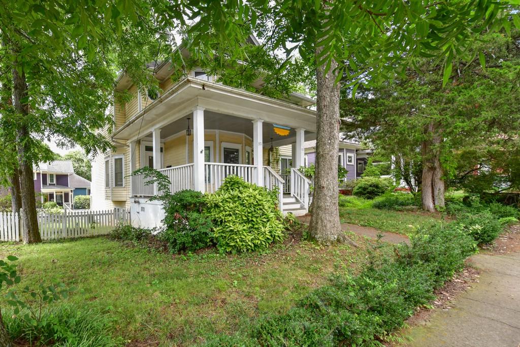 371 Woodward Avenue SE