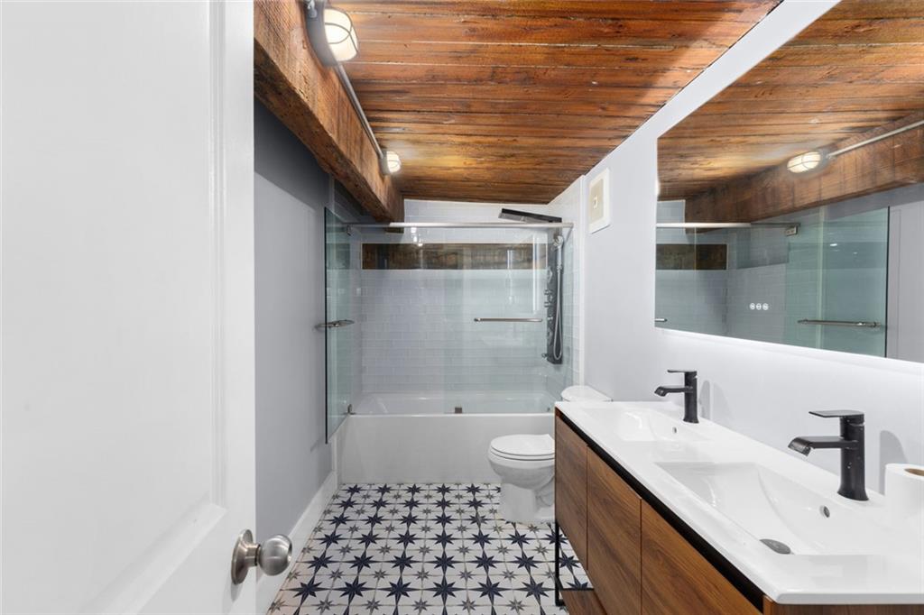 644 Wells Street SW Unit 16