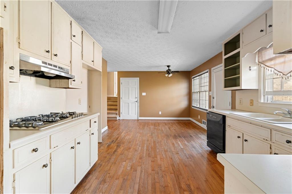 2250 Ridge Forest Drive