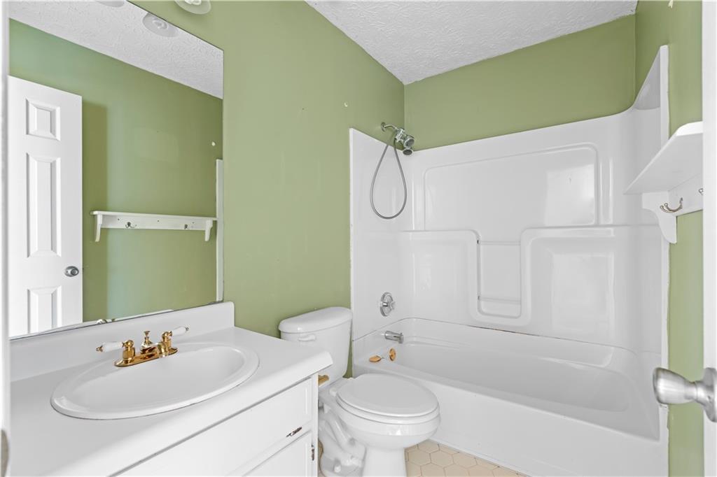 2250 Ridge Forest Drive