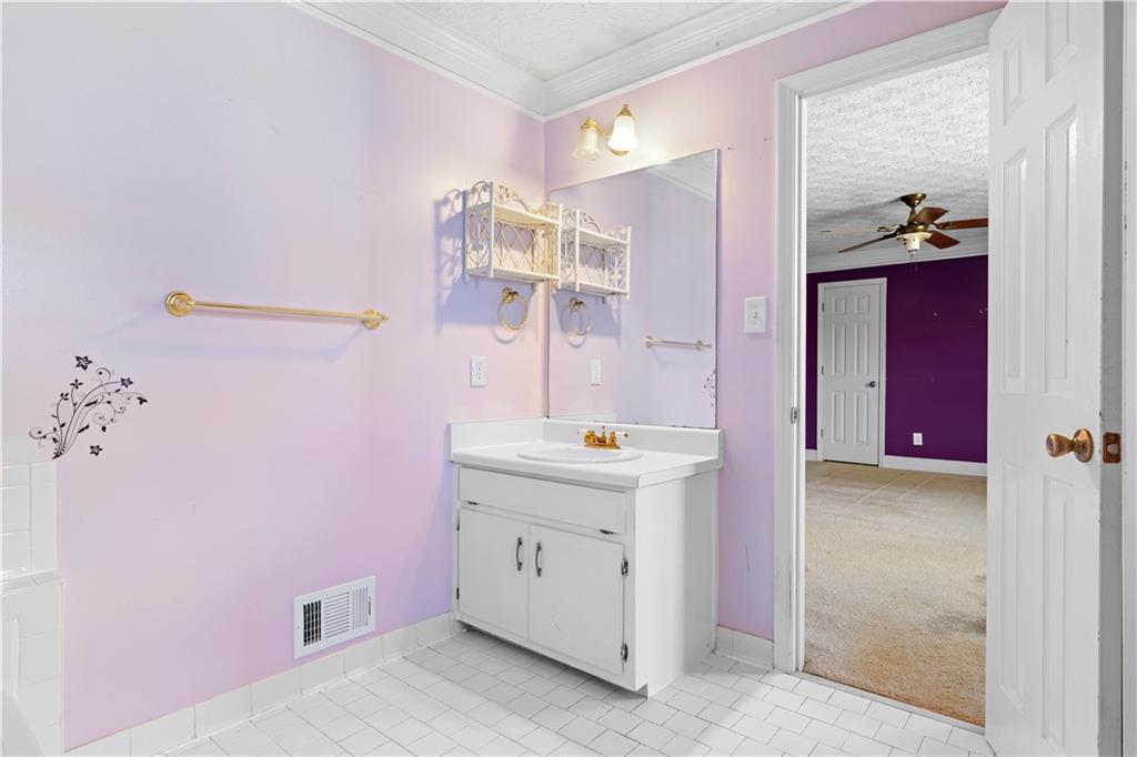 2250 Ridge Forest Drive