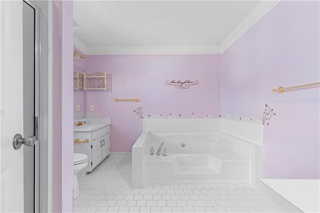 2250 Ridge Forest Drive