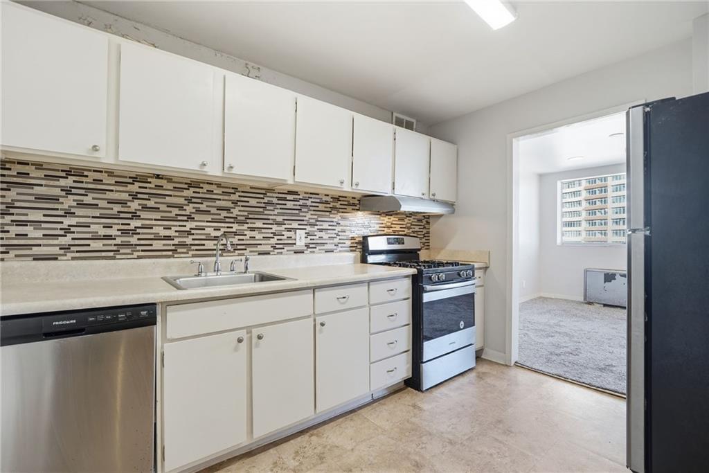 215 Piedmont Avenue NE Unit 2002