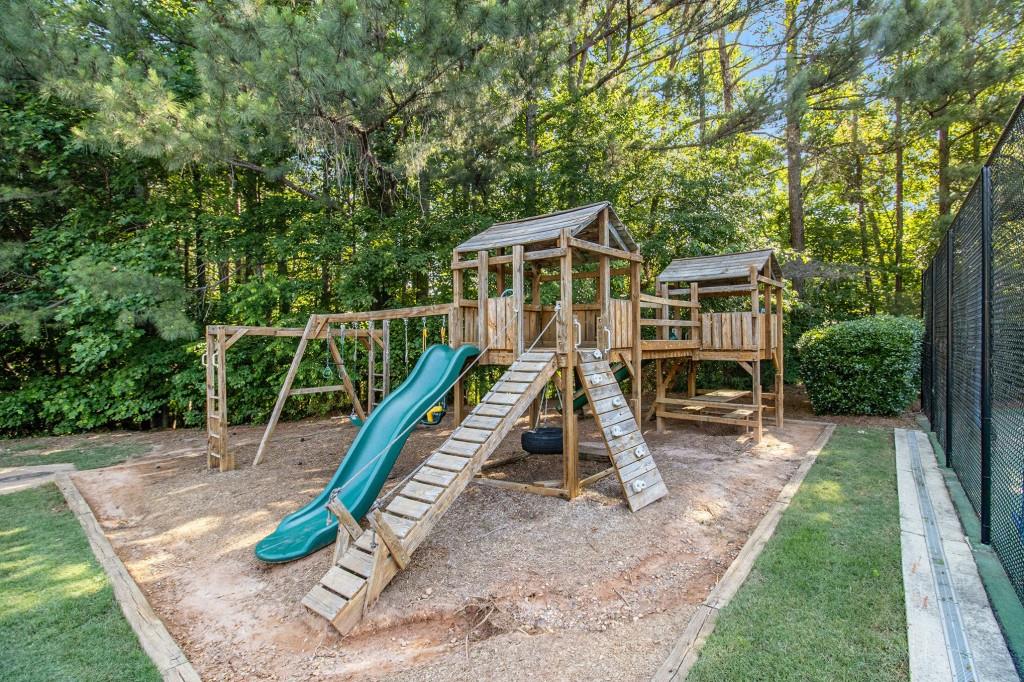 4655 Gilhams Road NE