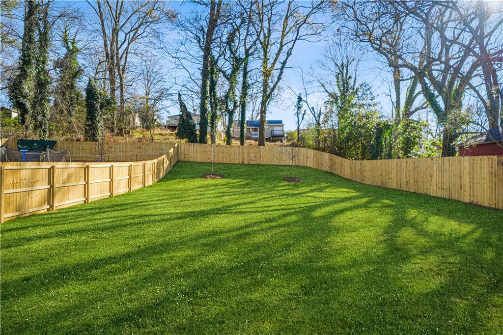 507 Casanova Street SE