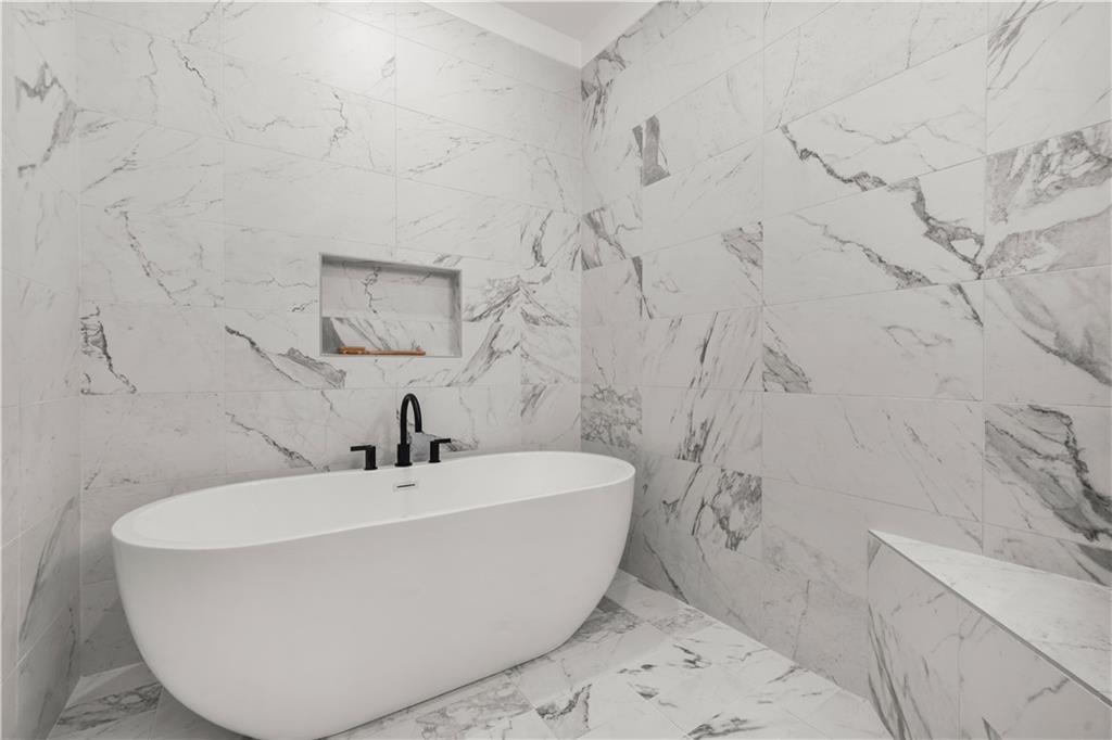 507 Casanova Street SE