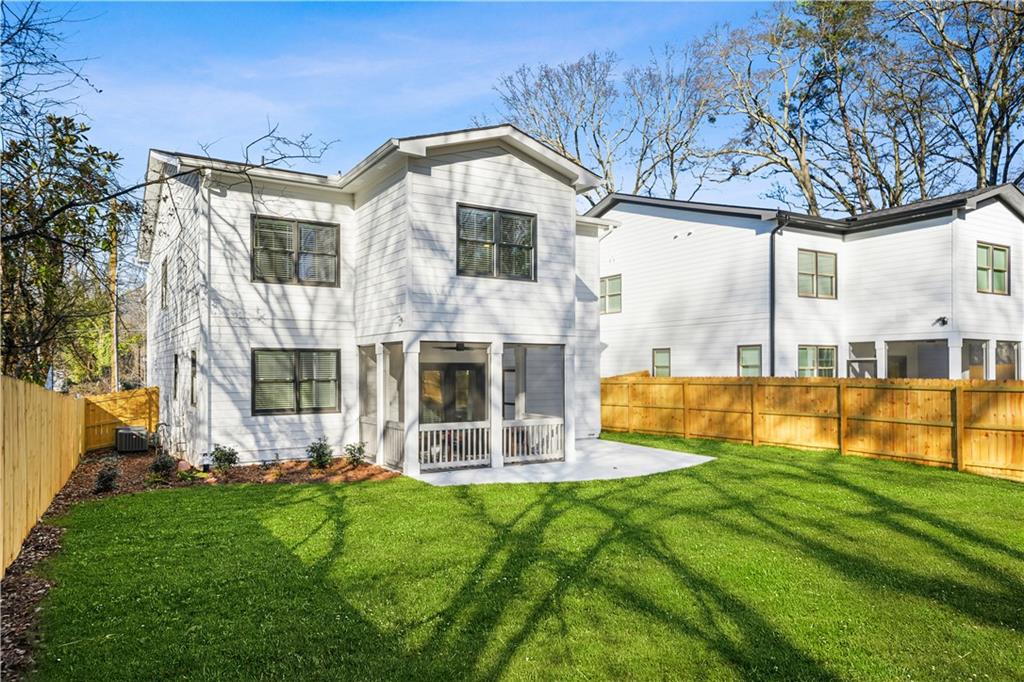 507 Casanova Street SE