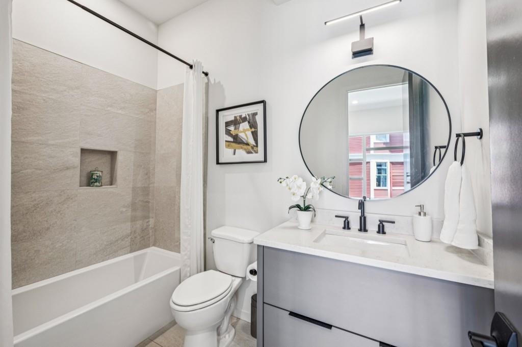 536 Highland Avenue NE Unit A