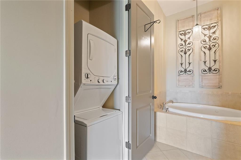 360 Chambers Street Unit 210