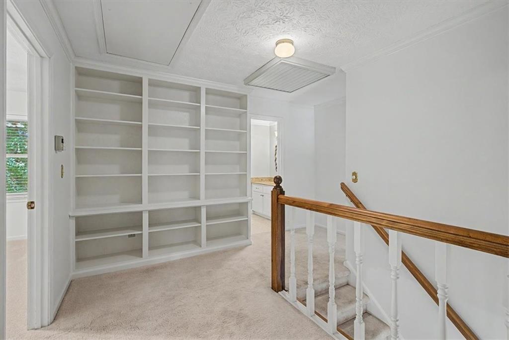 1663 Huntingford Drive