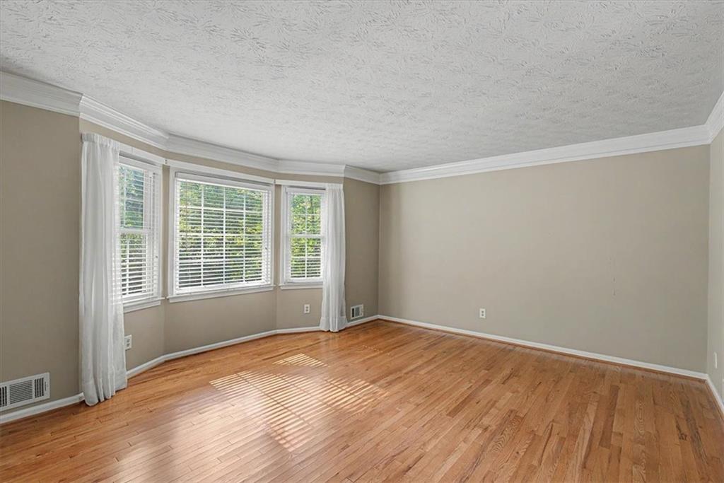 1663 Huntingford Drive