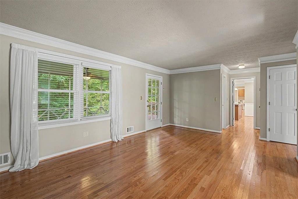 1663 Huntingford Drive