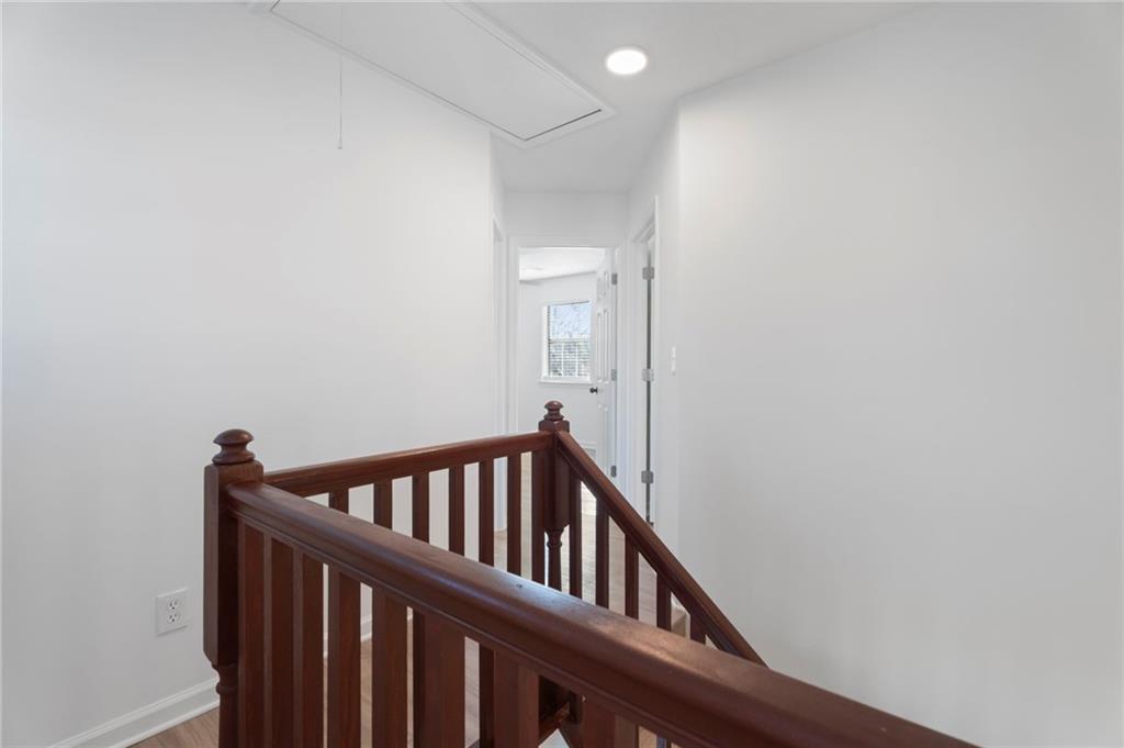 1629 Sweetgum Hill