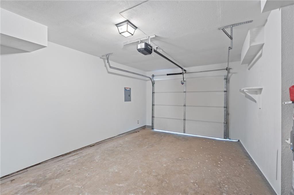 1629 Sweetgum Hill