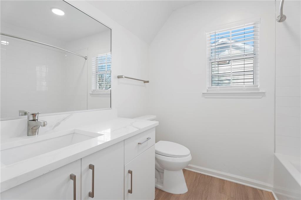 1629 Sweetgum Hill