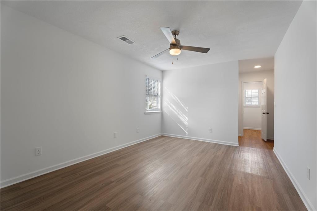 1629 Sweetgum Hill