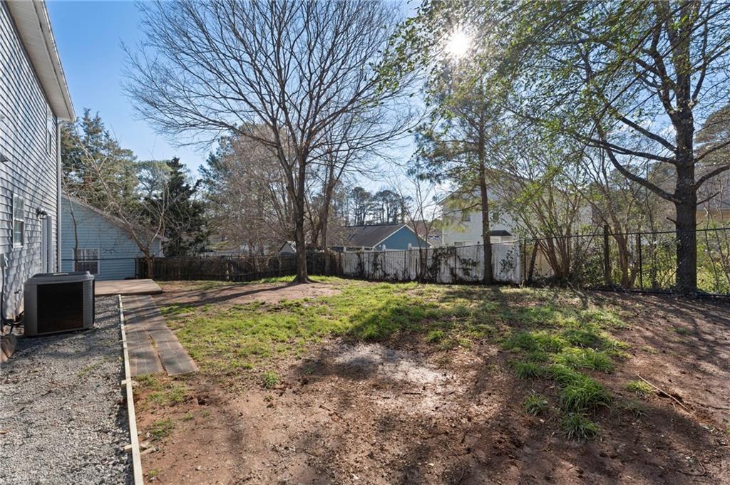 1629 Sweetgum Hill