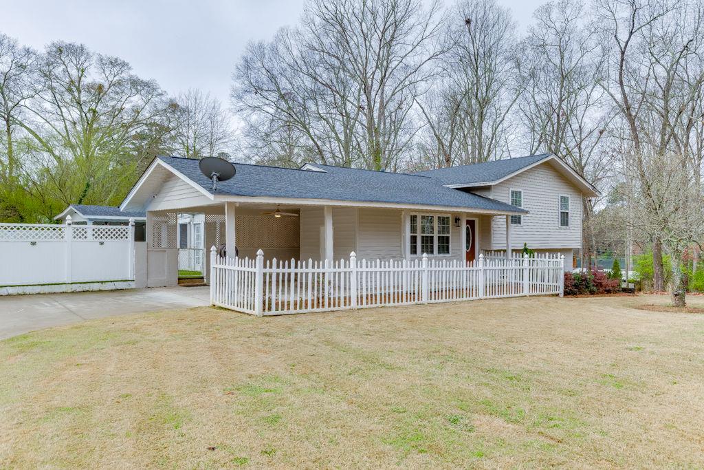 206 College Circle