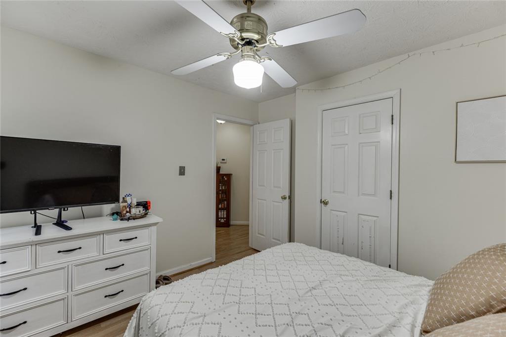 2340 Heatherton Circle