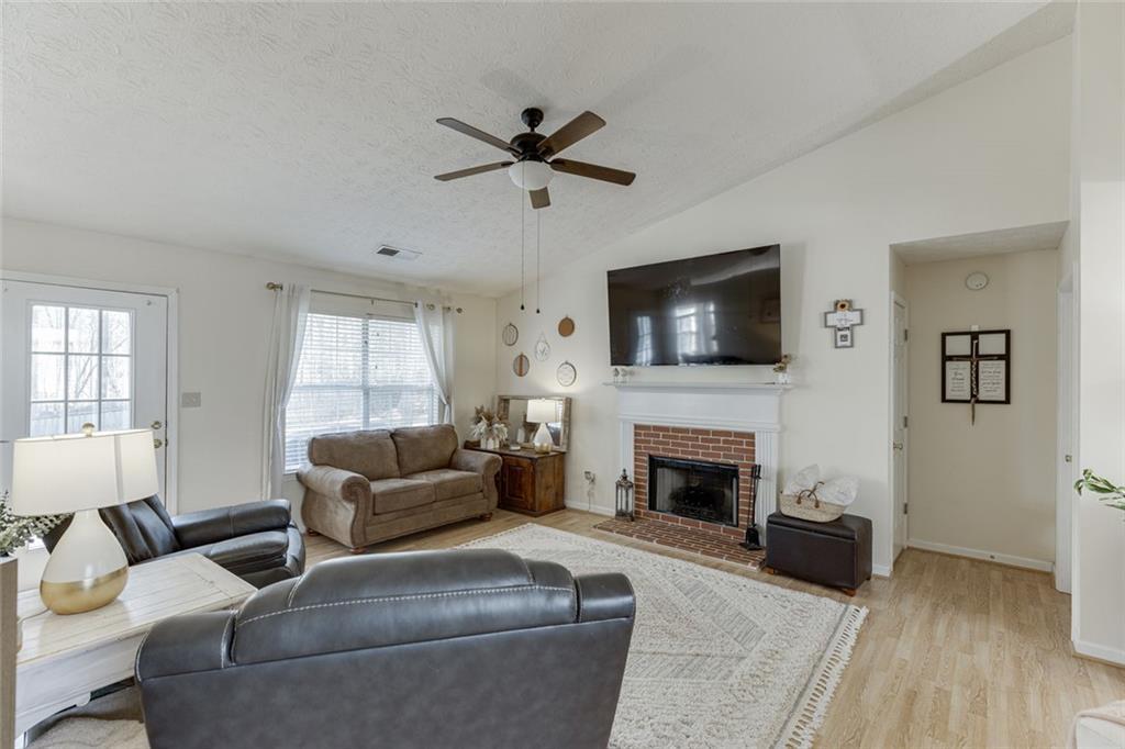 2340 Heatherton Circle