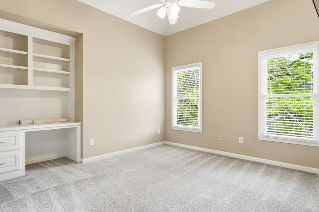 2718 Henderson Summit