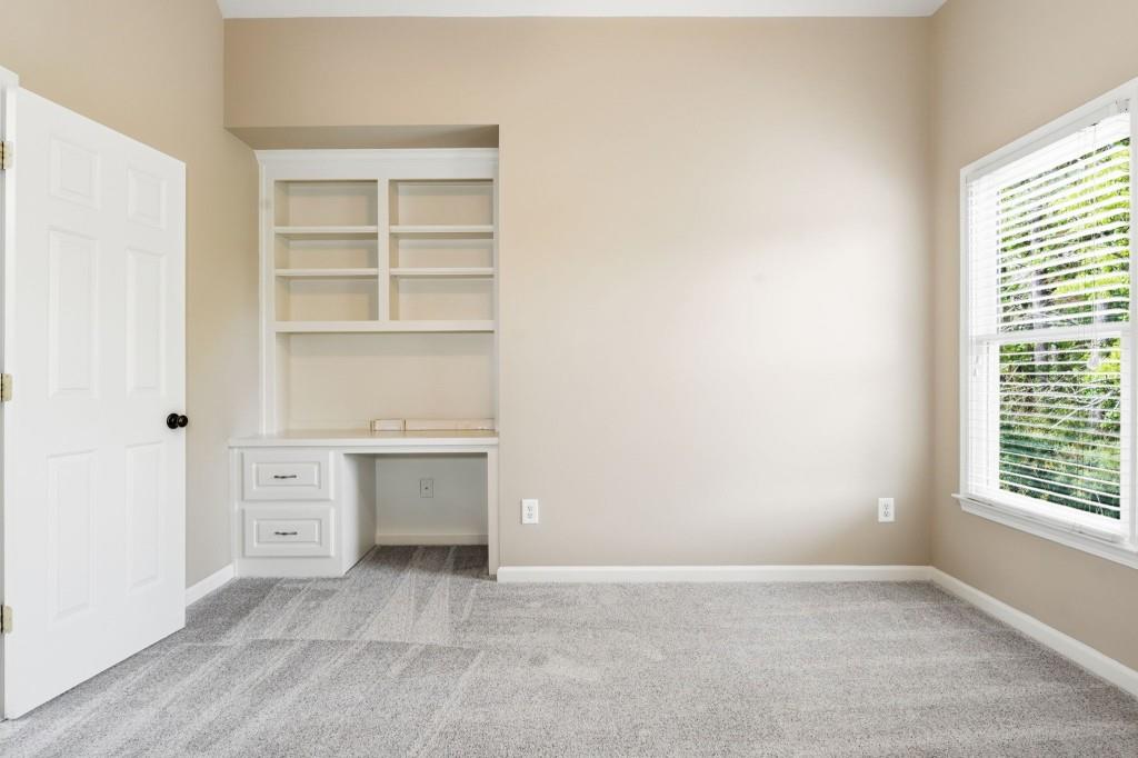 2718 Henderson Summit