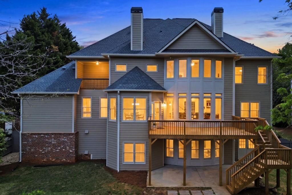2718 Henderson Summit