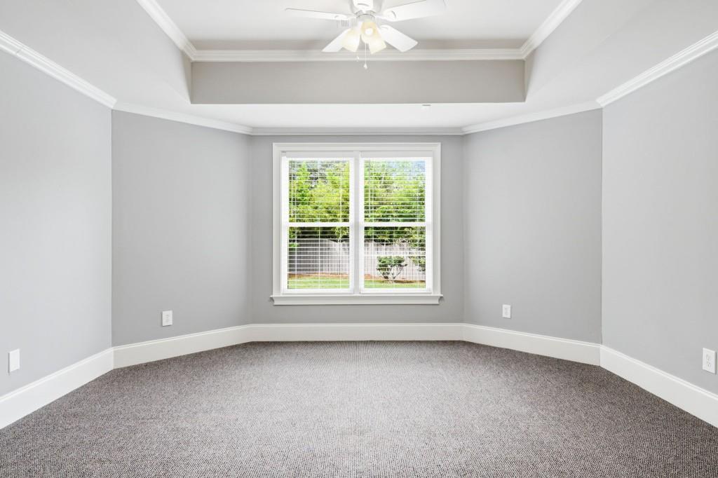 2718 Henderson Summit