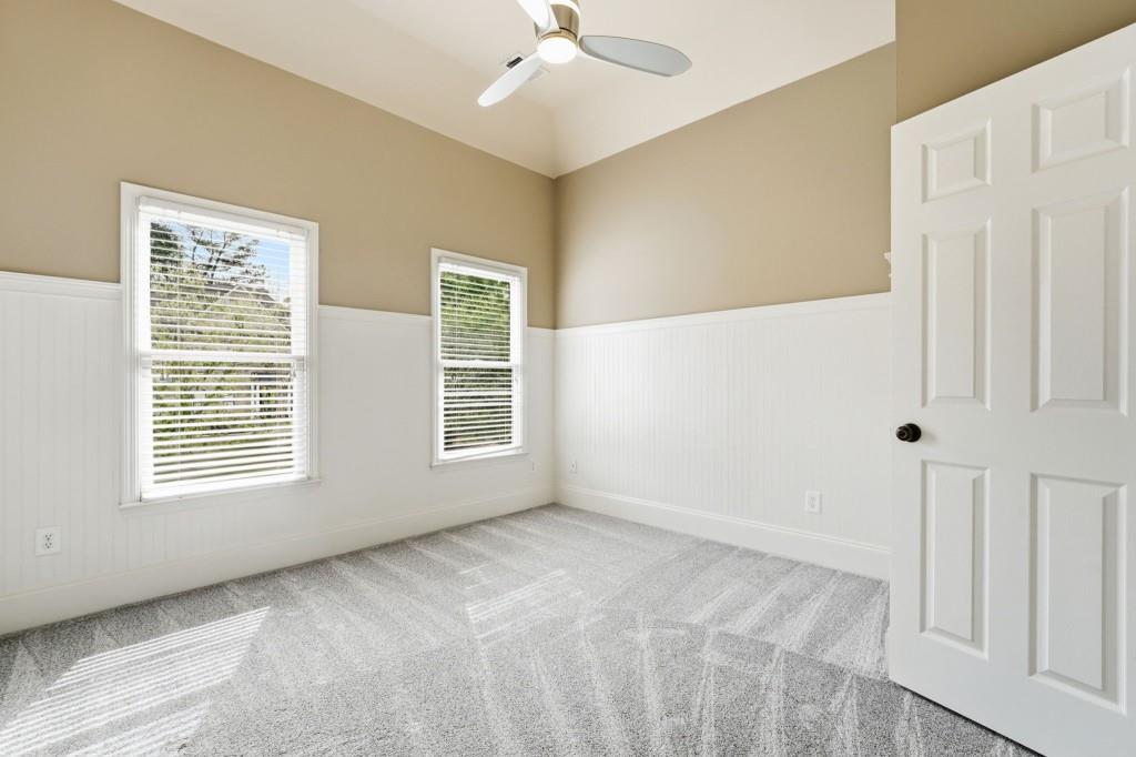 2718 Henderson Summit