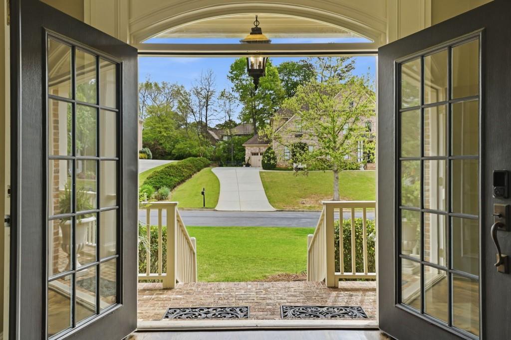 2718 Henderson Summit