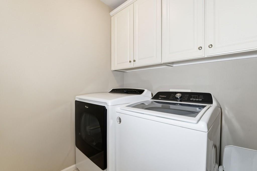 2718 Henderson Summit