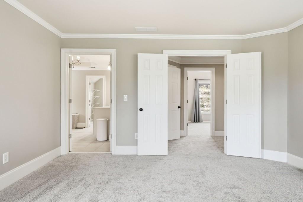 2718 Henderson Summit