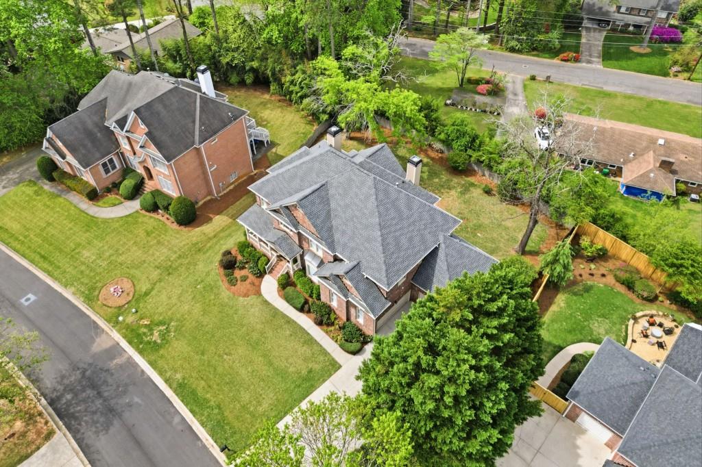 2718 Henderson Summit