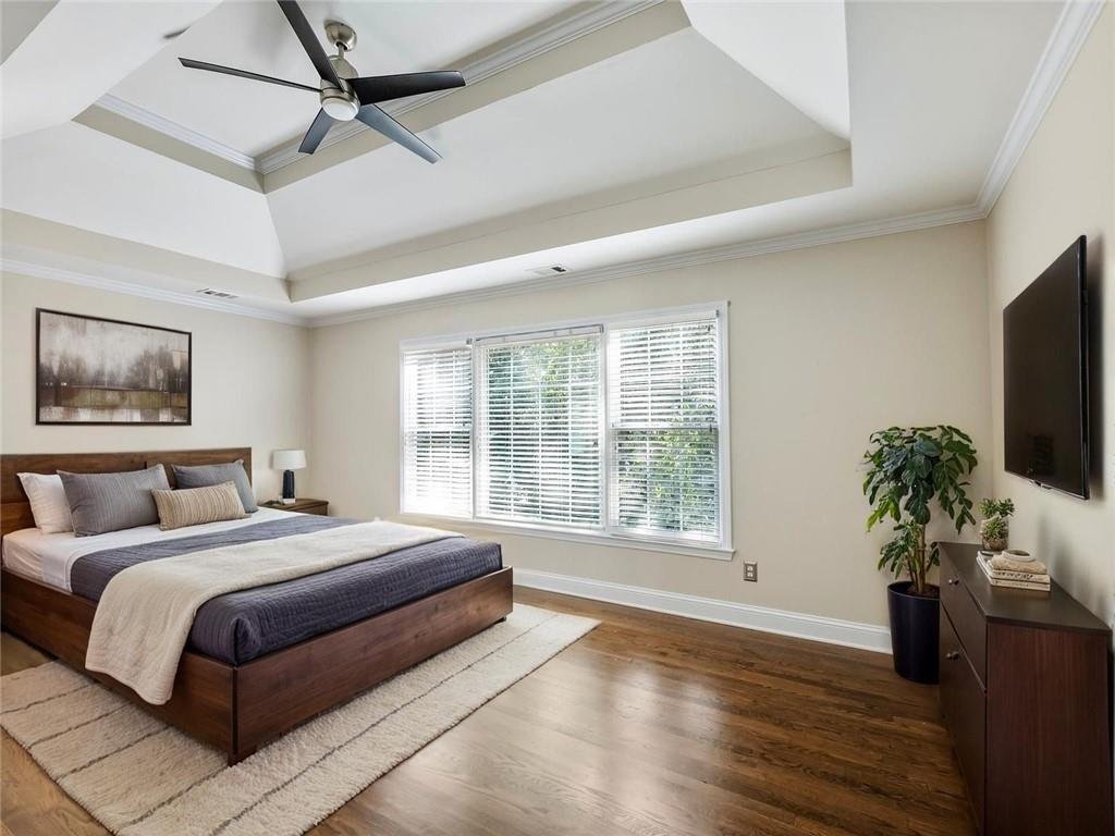 2348 Logan Circle NE